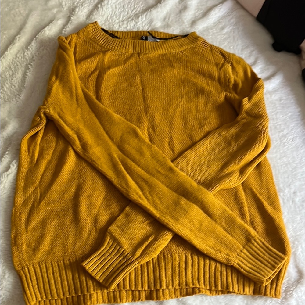 Divided/Forever 21 Mustard Yellow Long Sleeve